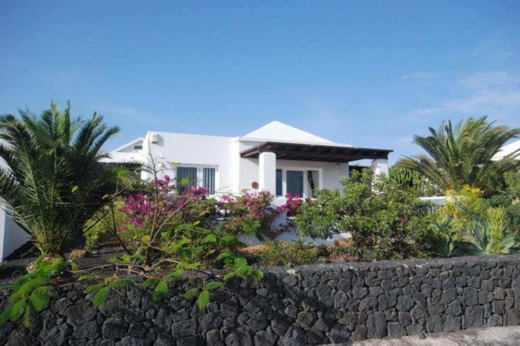 Villa Isa Sea Views Playa Blanca  Kültér fotó