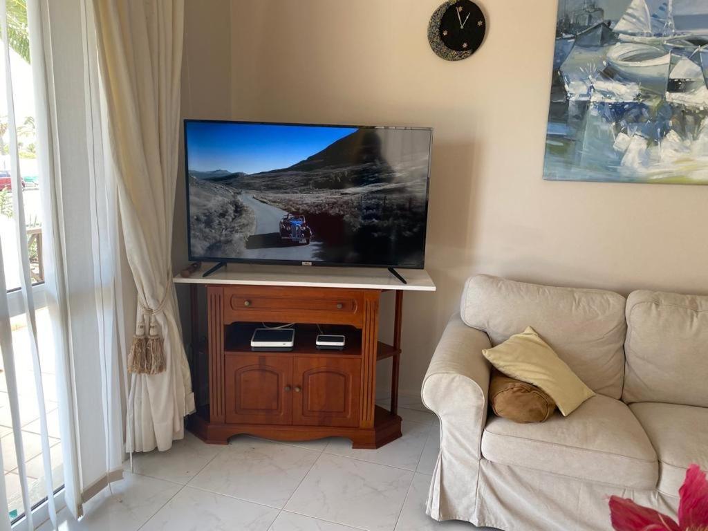 Villa Isa Sea Views Playa Blanca  Kültér fotó